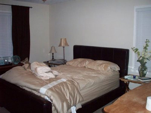 Bedroom Before Makeover Pic